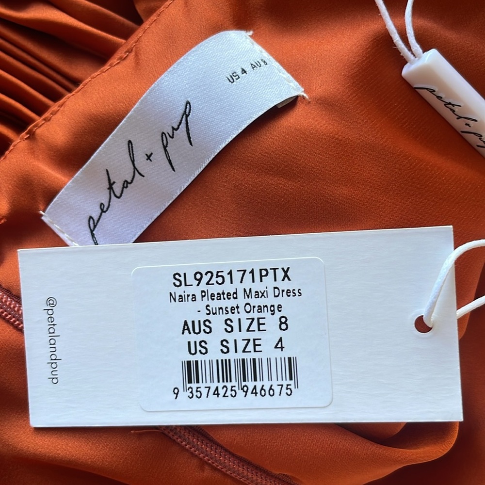 Petal and Pup Naira Pleated Maxi Dress - Picture 12 of 14